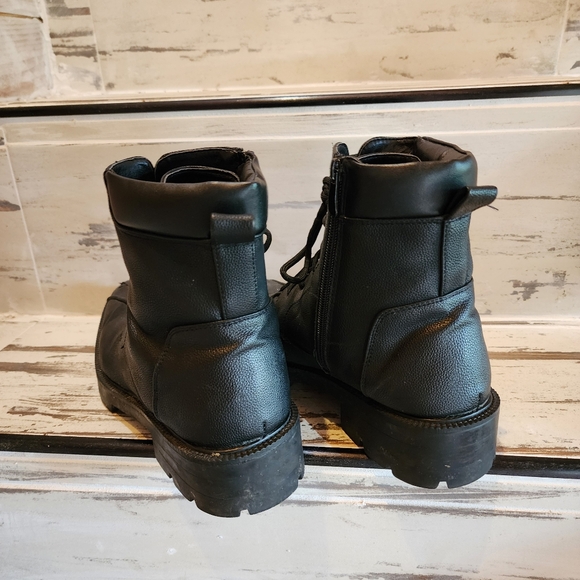 Mens zip boots, black w/ red sole, size 11.5 - Picture 7 of 8